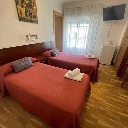 Hostal Cumbre Saragosse Extérieur photo